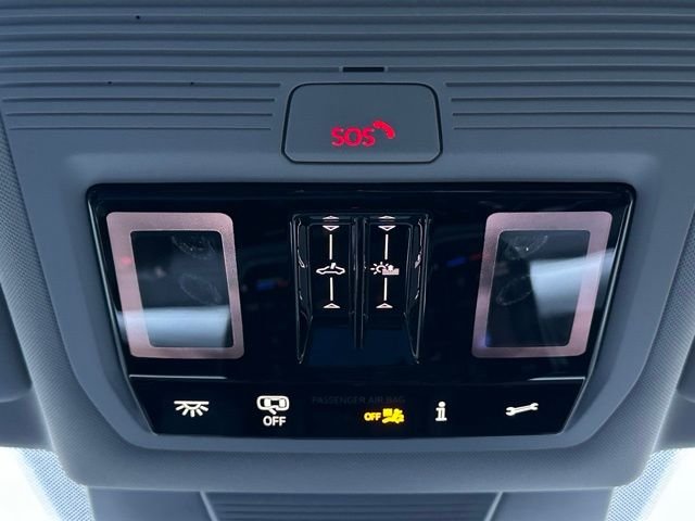 New 2026 Pure White Volkswagen 2.0T SE image 38