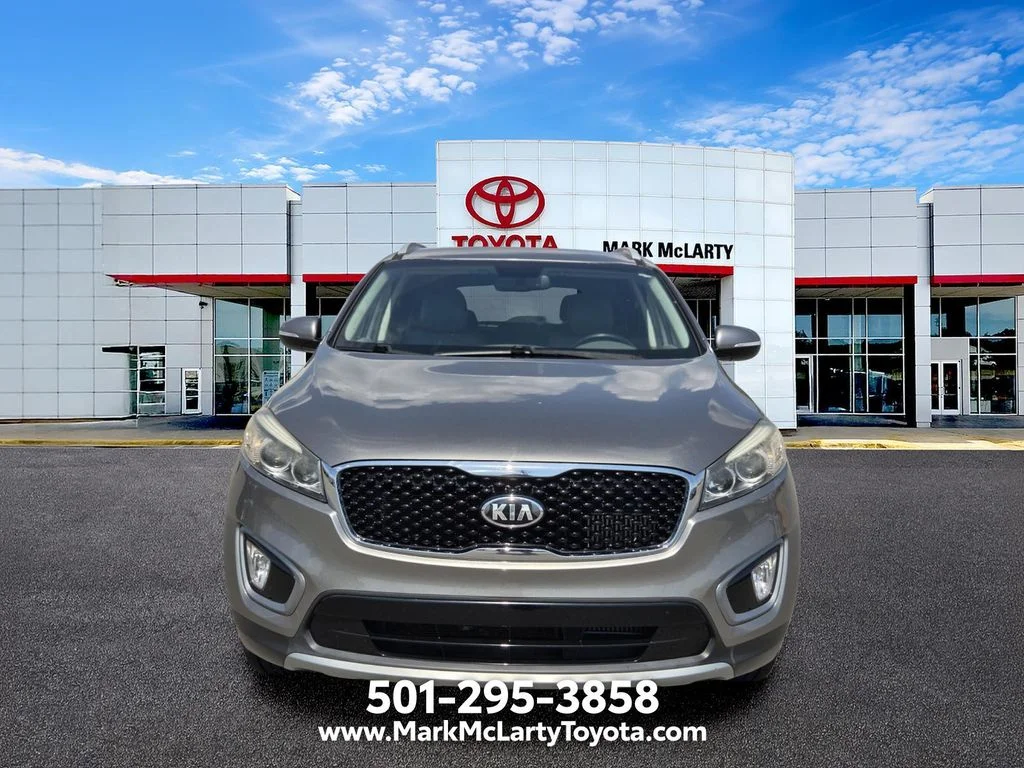 Used 2016 Silver Kia EX image 8