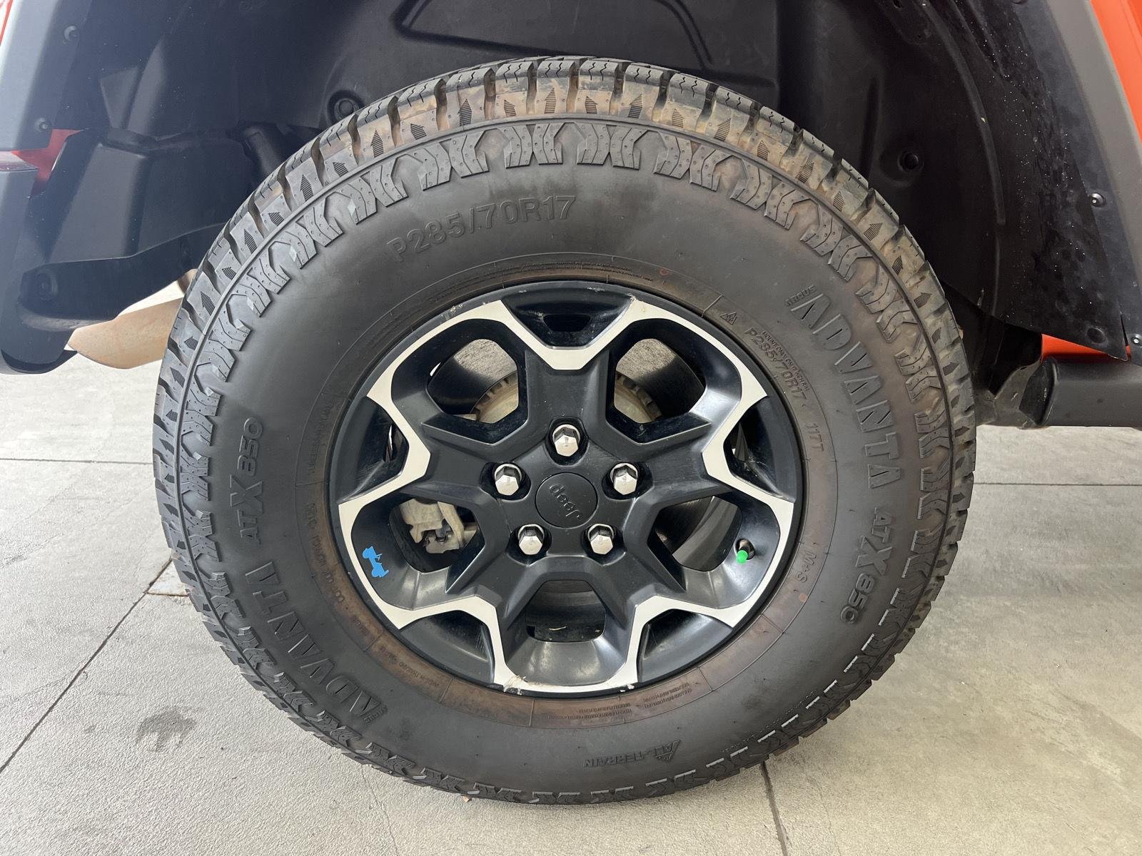 Used 2023 Punkn Metallic Clearcoat Jeep Rubicon image 9