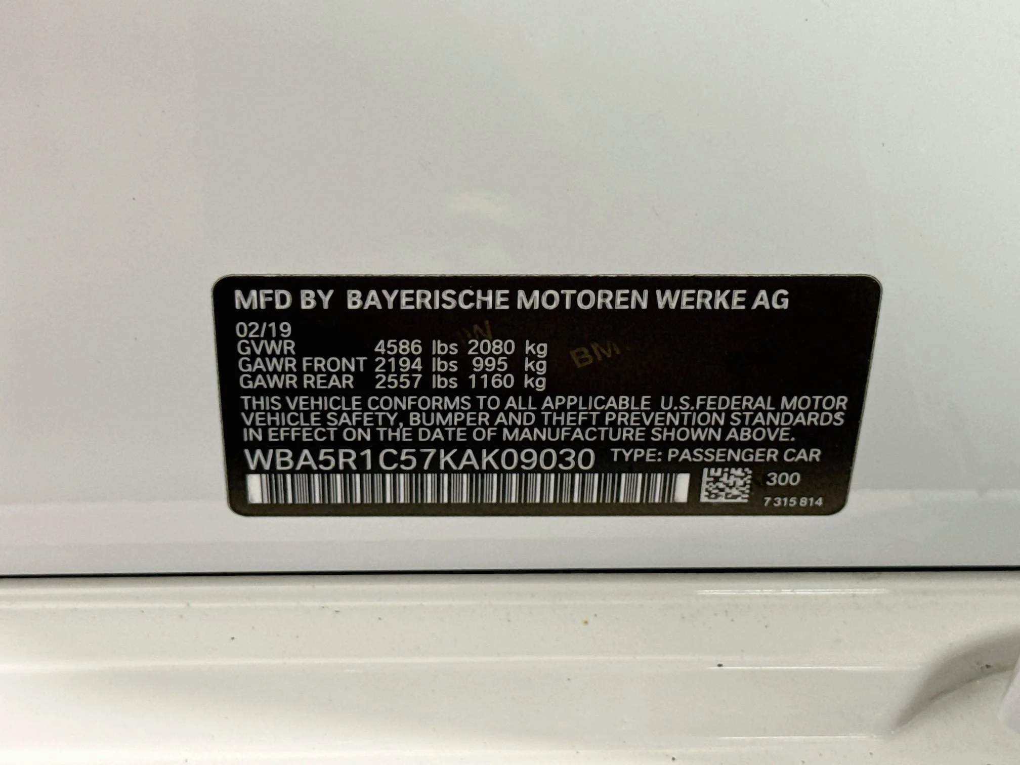 Used 2019 Alpine White BMW 330i image 36
