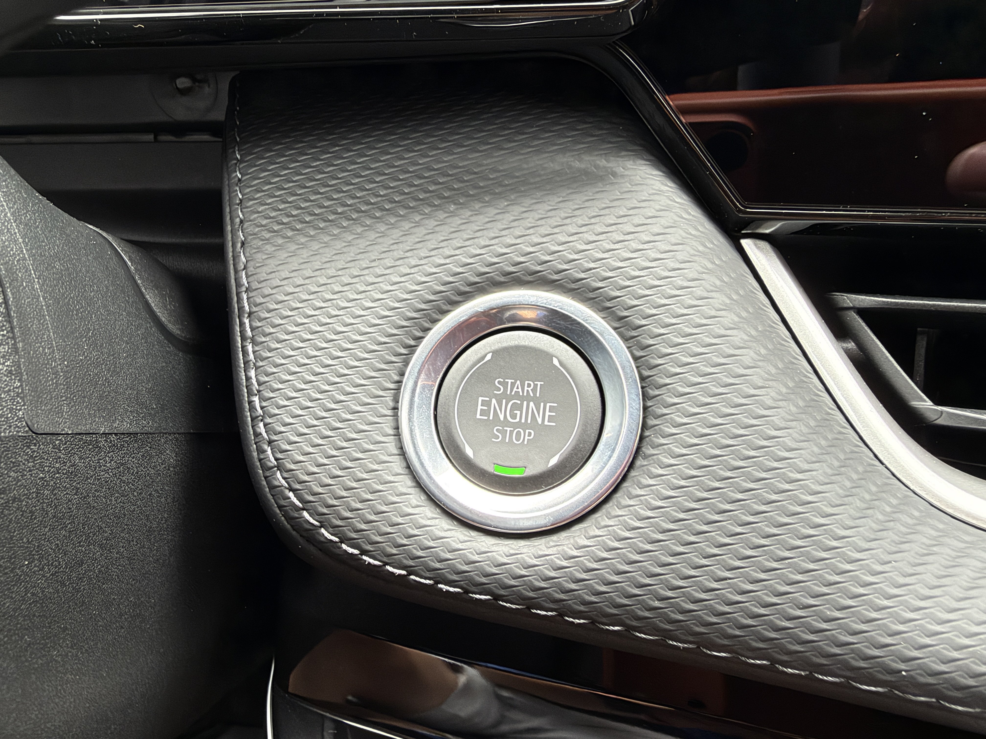 2027 Chevrolet Equinox LT - Photo 19