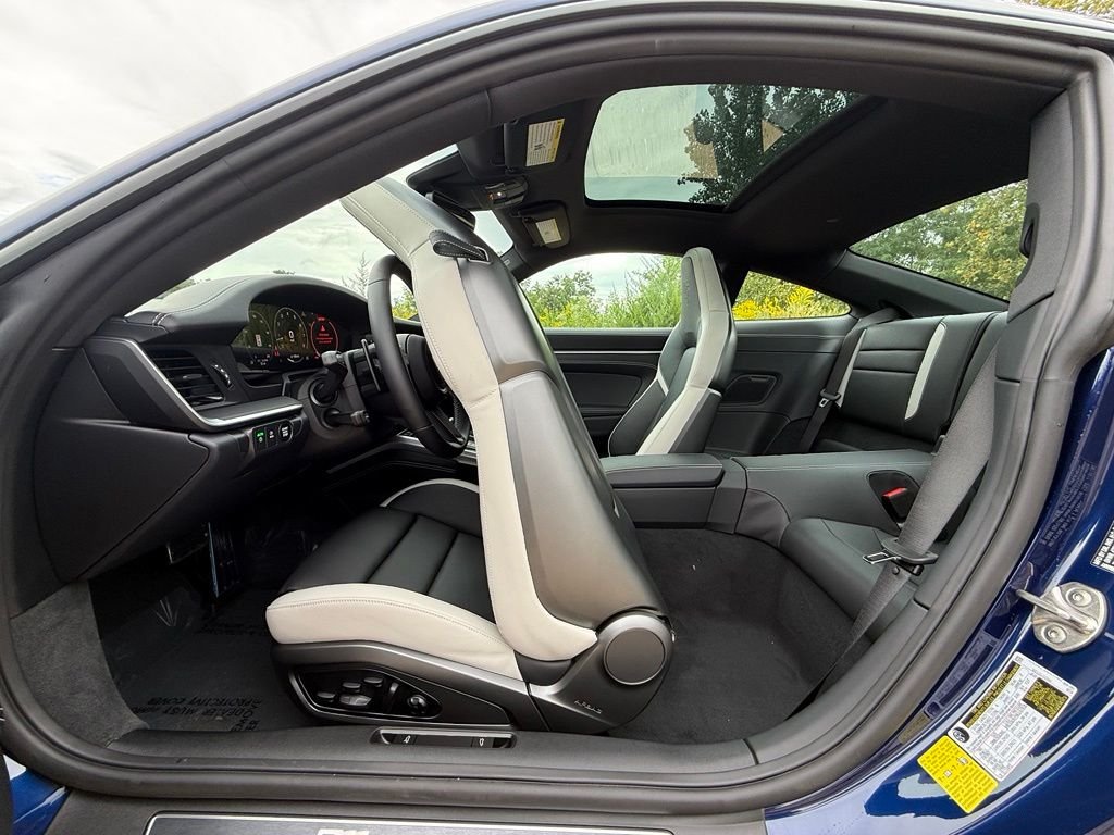 New 2026 Gentian Blue Metallic Porsche  image 27