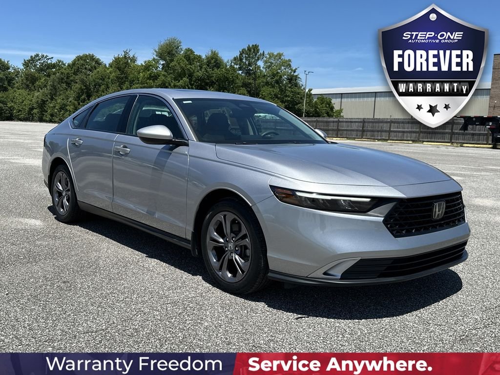 Used 2023  Honda EX image 9