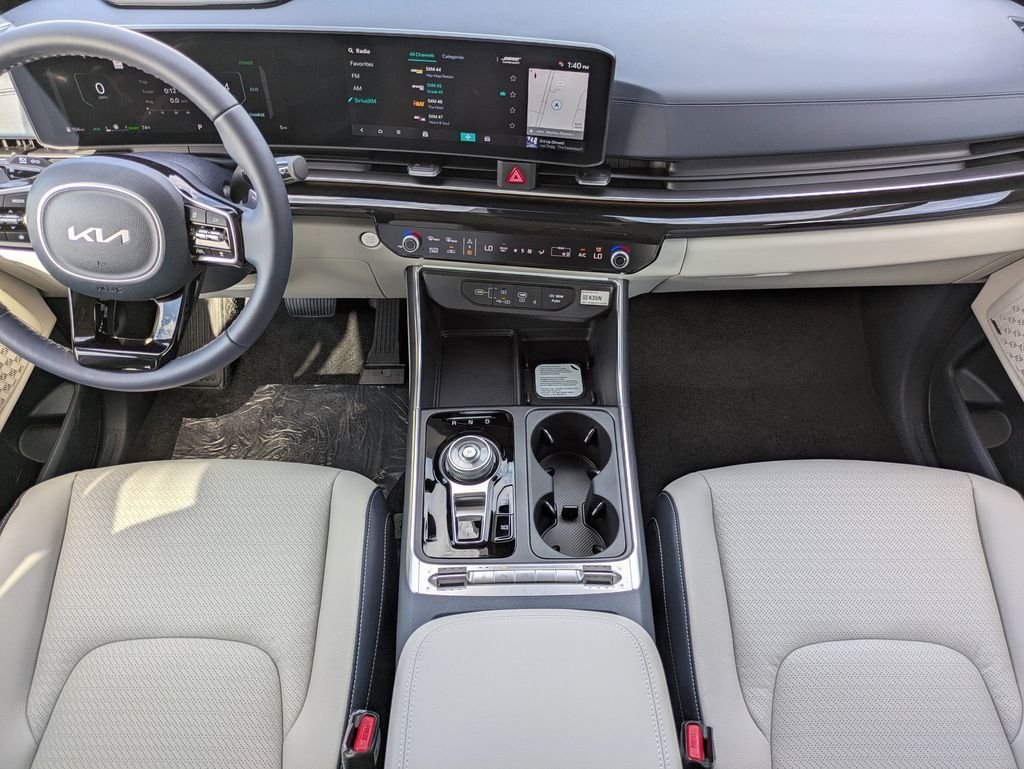 New 2026 Snow White Pearl Kia SX Prestige image 20