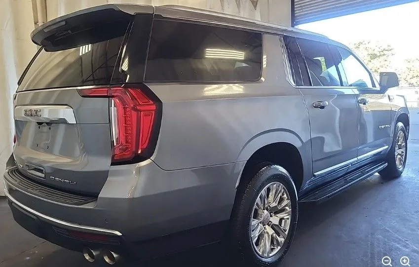 Used 2022 Gray GMC Denali image 2