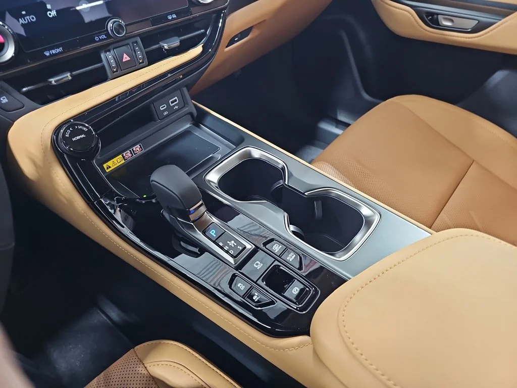 New 2026 Caviar Lexus PREMIUM PLUS AWD image 24