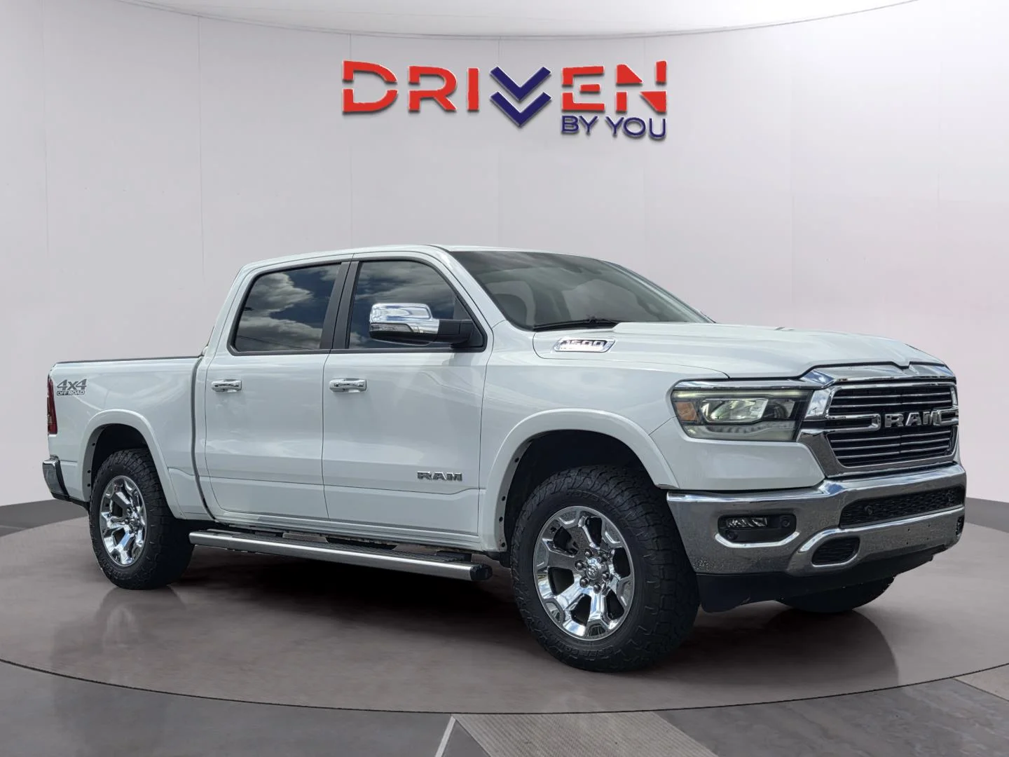 Used 2022 Bright White Clearcoat Ram Laramie image 7
