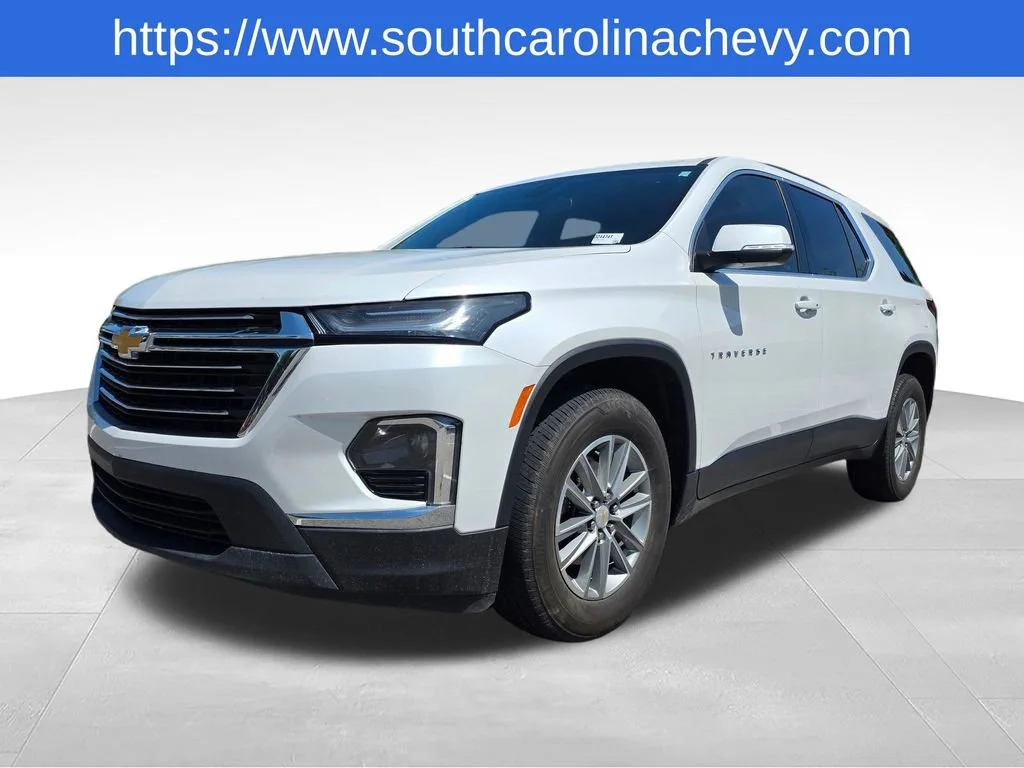 Used 2023 Iridescent Pearl Tricoat Chevrolet LT Leather image 39