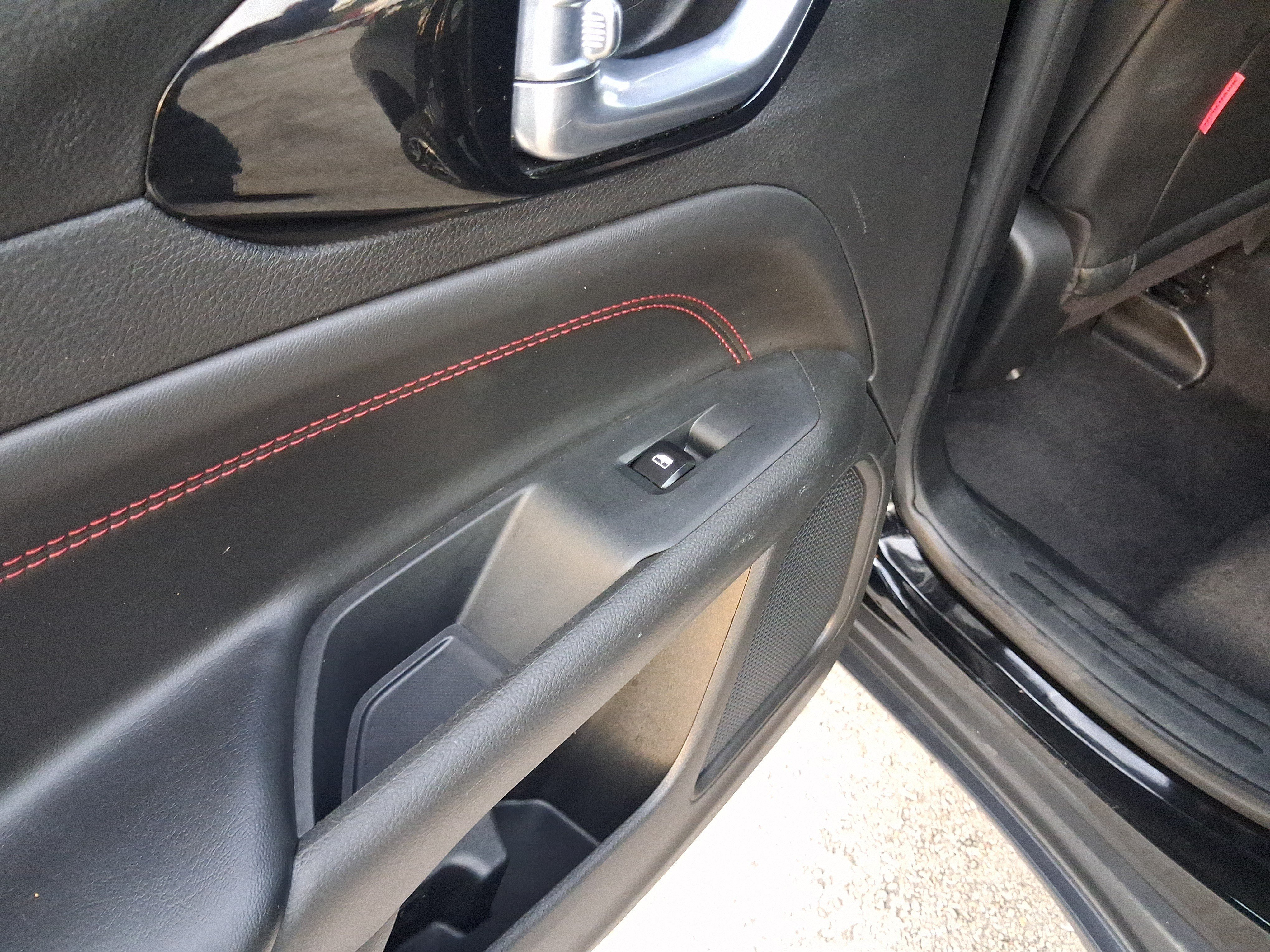 Used 2024 Black Jeep Trailhawk image 12