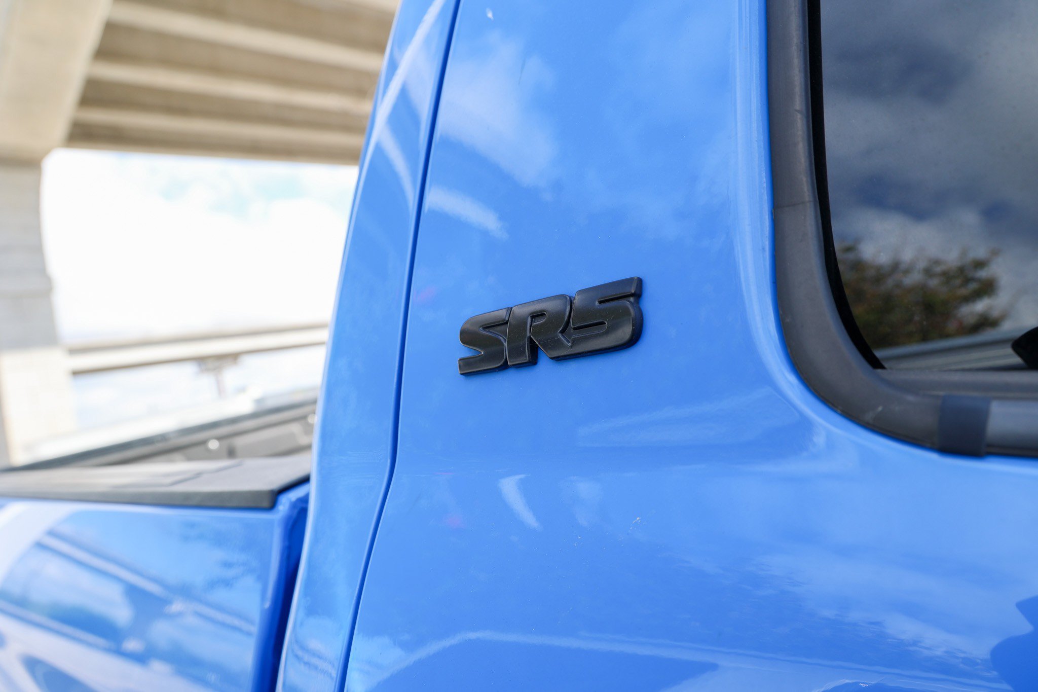 Used 2021 VOODOO BLUE Toyota SR5 image 13