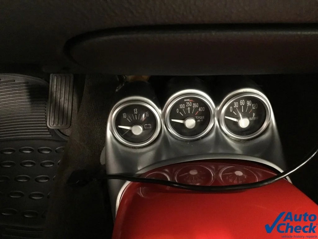 Used 2005 Red Chevrolet Base image 49
