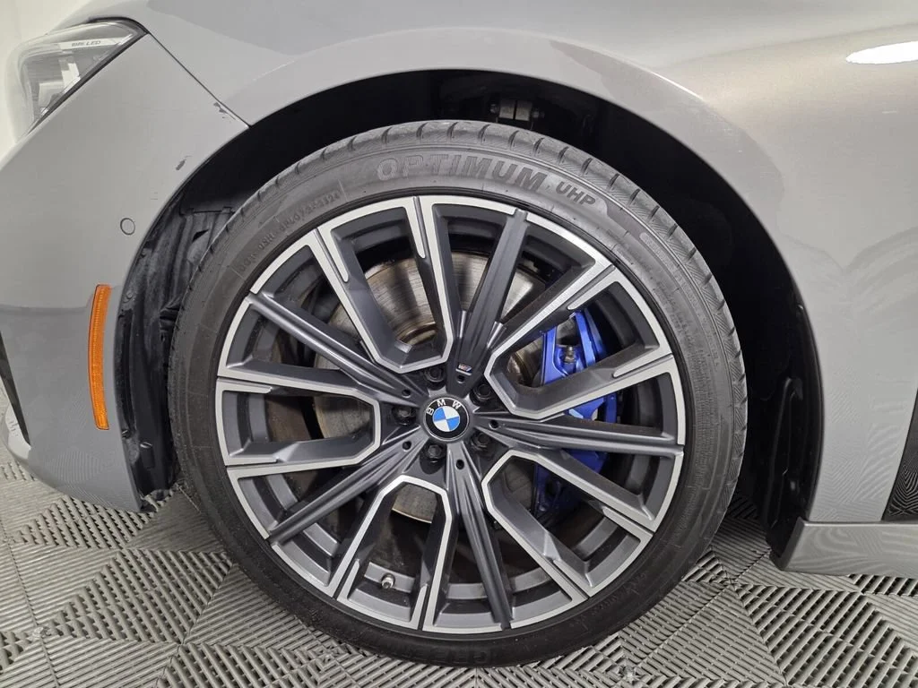 Used 2022 Bernina Grey Amber Effect Metallic BMW 740i image 8