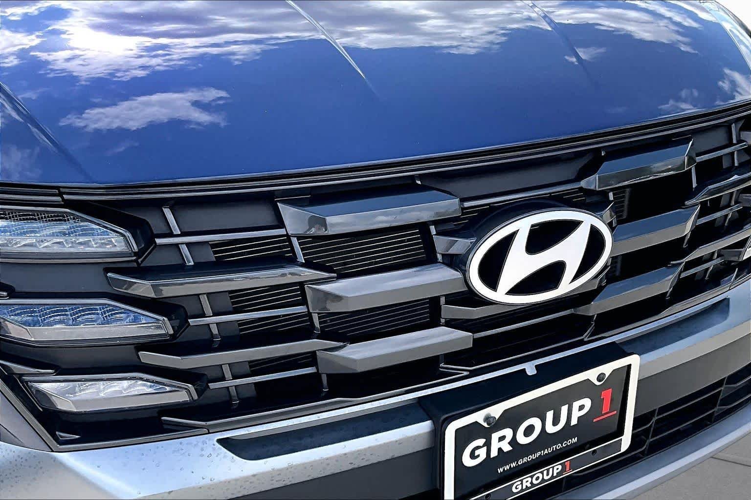 Used 2025 Atlantis Blue Hyundai SE image 28