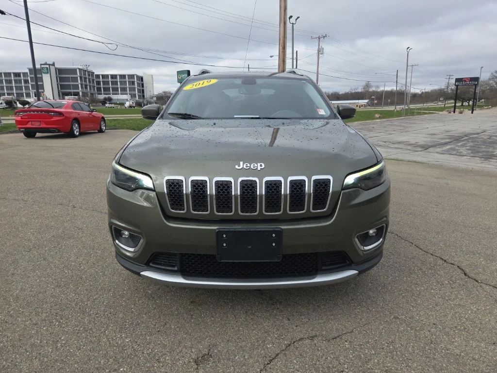 Used 2019 Jeep Cherokee Limited with VIN 1C4PJLDB0KD296559 for sale in Richmond, IN