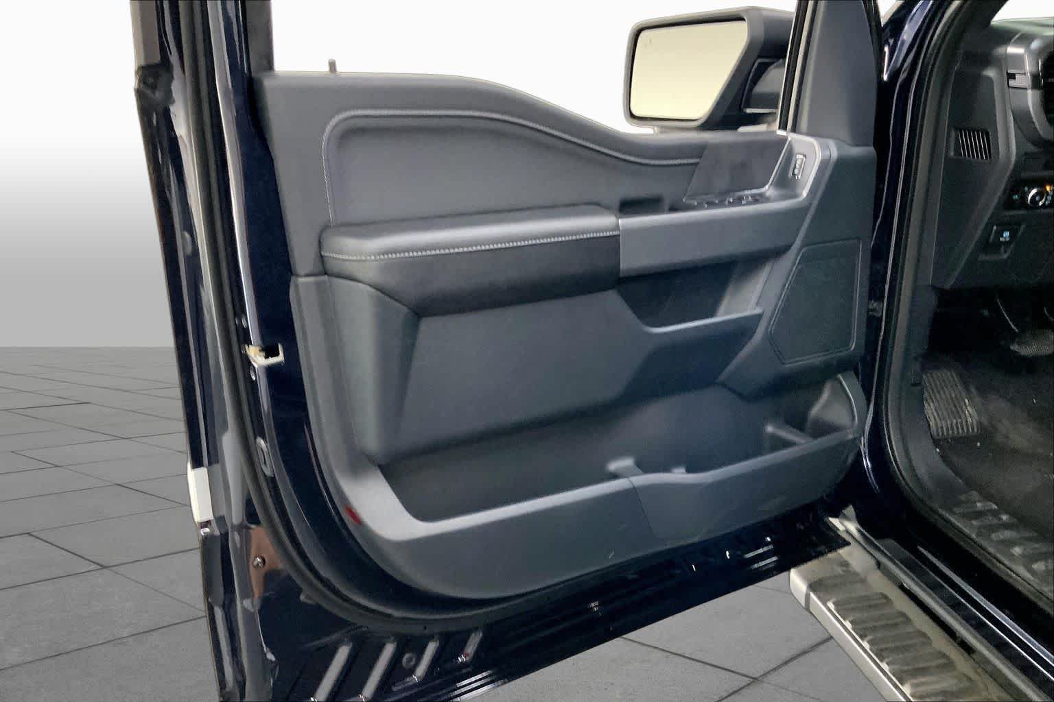 New 2026 Antimatter Blue Metallic Ford XLT image 10