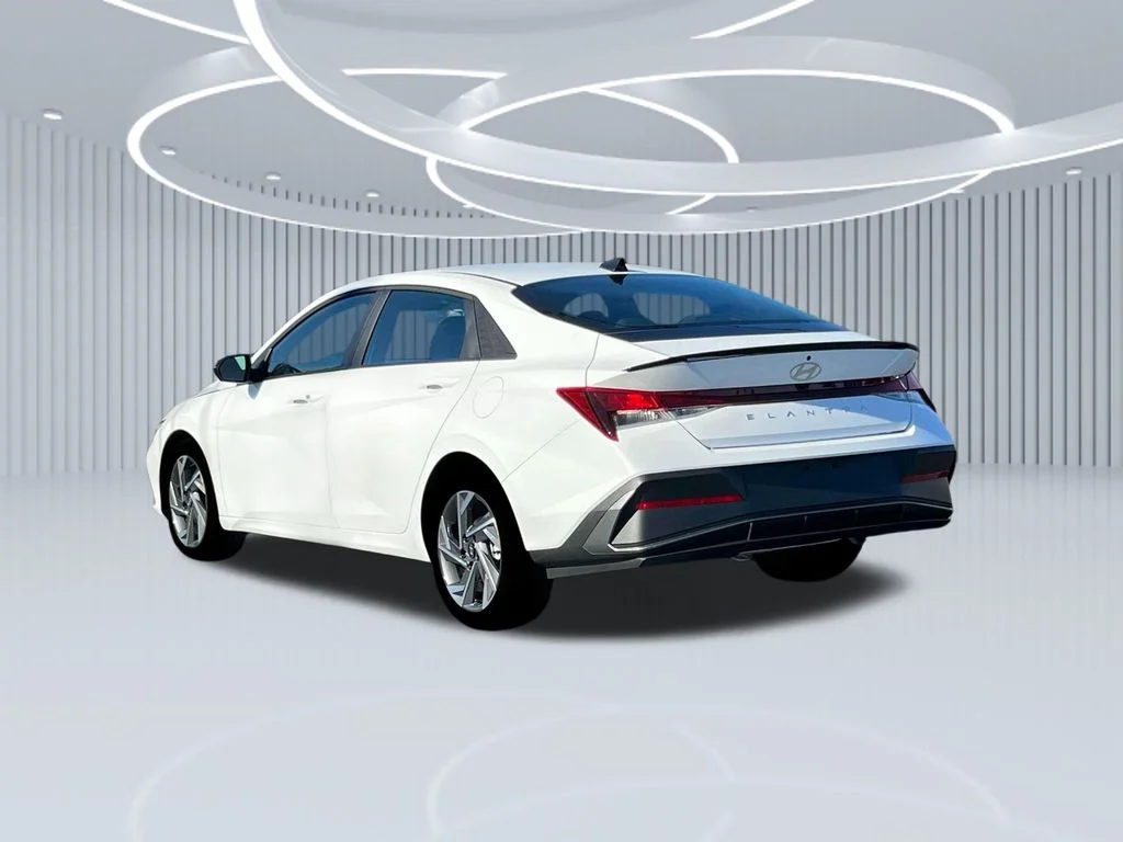 2025 Hyundai Elantra SEL - Photo 24