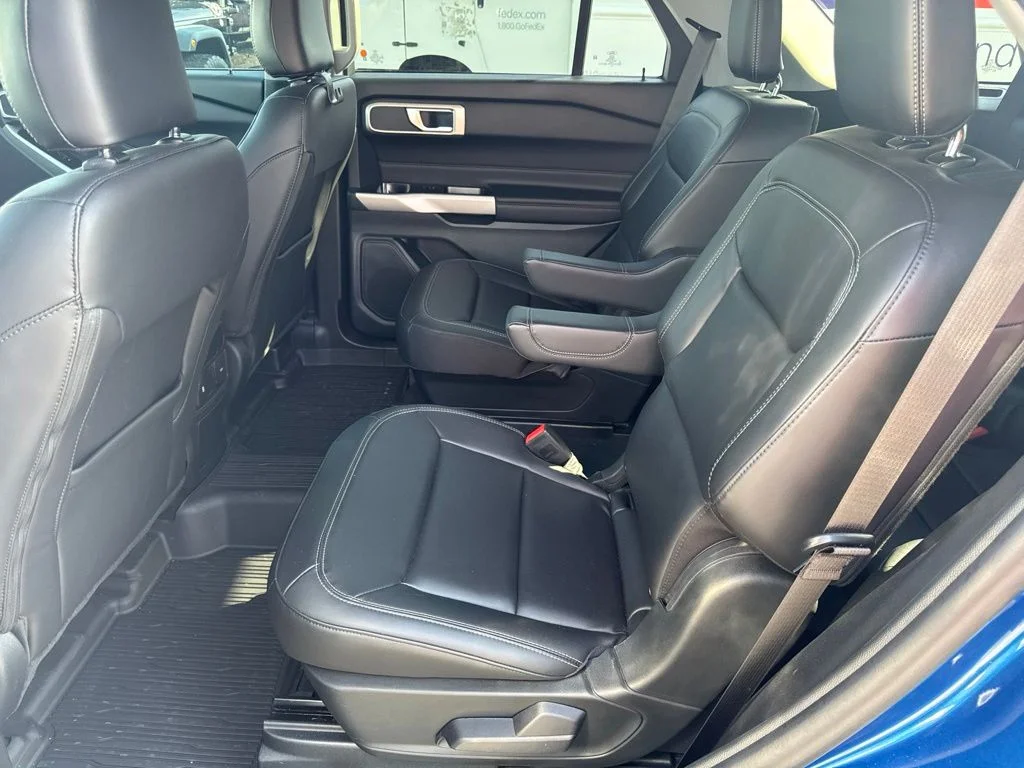 Used 2023 Blue Ford XLT image 28