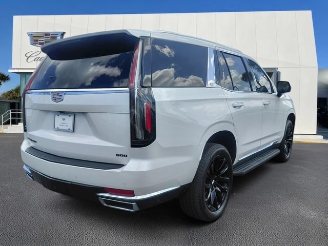 Used 2022 CRYSTAL WHITE TRICOAT Cadillac Luxury image 3