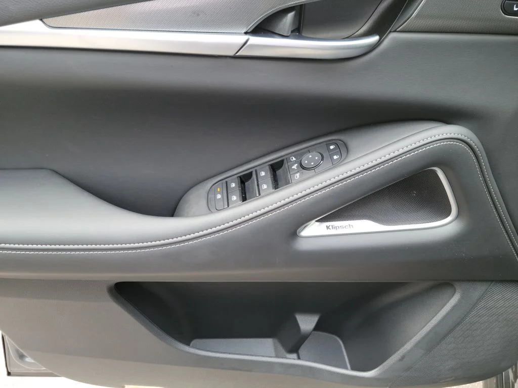 New 2027 HARBOR GRAY INFINITI Luxe FWD image 12