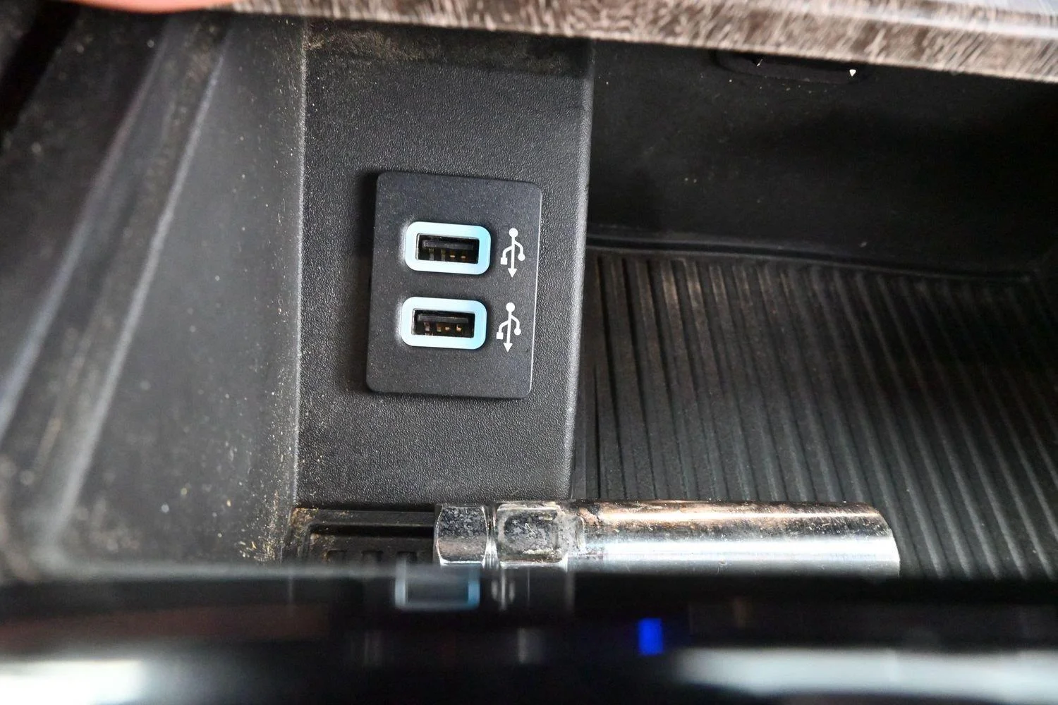 Used 2019 Agate Black Ford LARIAT image 26