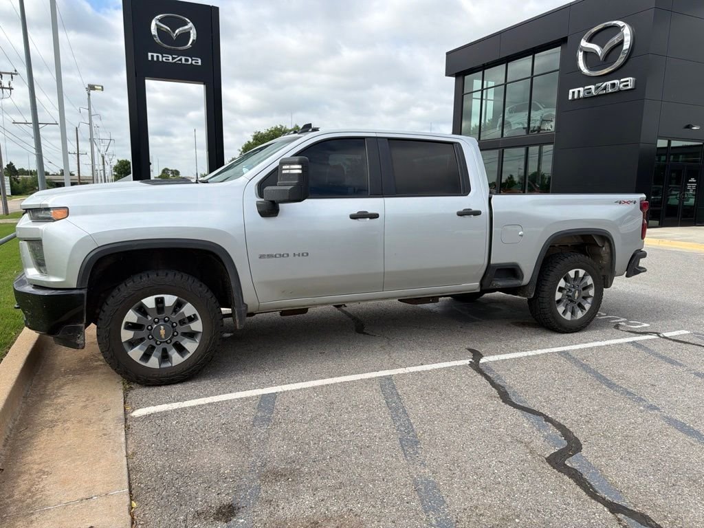 Used 2021 Silver Chevrolet Custom image 2