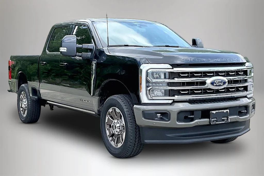 New 2026 Ford Super Duty F-250 King Ranch 4D Crew Cab