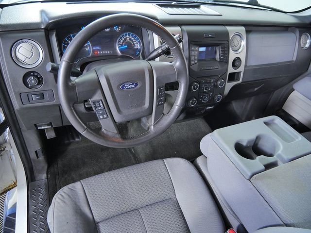 Used 2013 White Ford XLT image 4