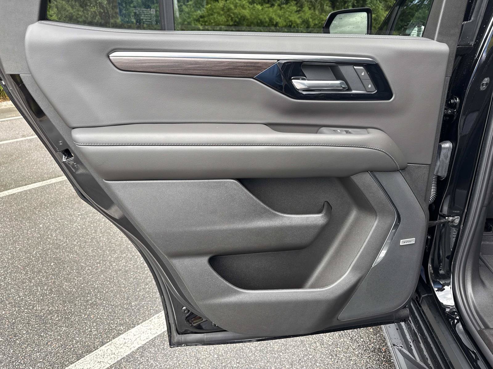 2026 Chevrolet Tahoe LT - Photo 9