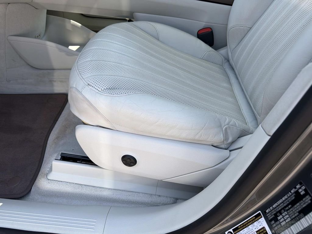 Certified Used 2023  Mercedes-Benz 450 image 17