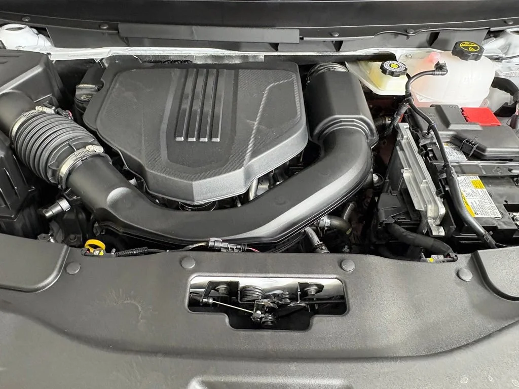 New 2026 Summit White Chevrolet LT image 48