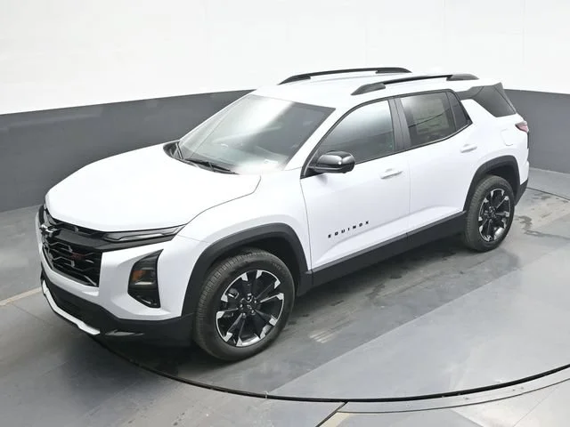 2027 Chevrolet Equinox RS - Photo 13