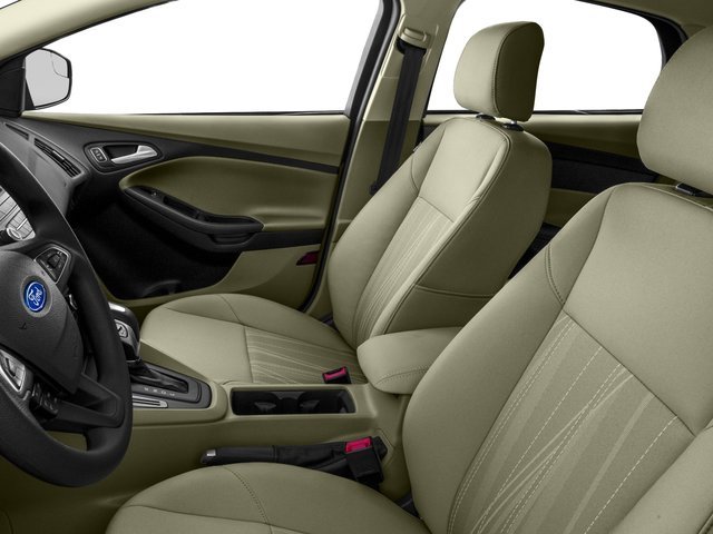 Used 2017 Oxford White Ford SE image 9