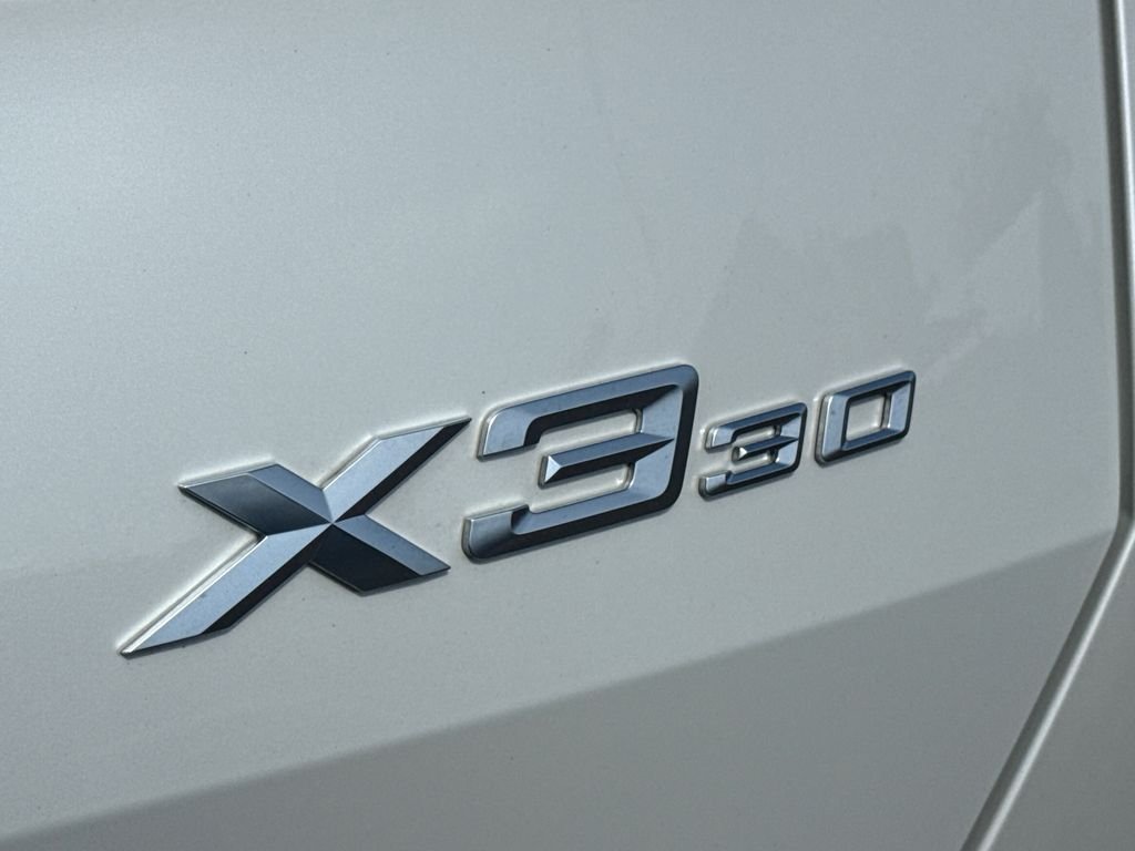 Used 2025 White BMW 30 xDrive image 10