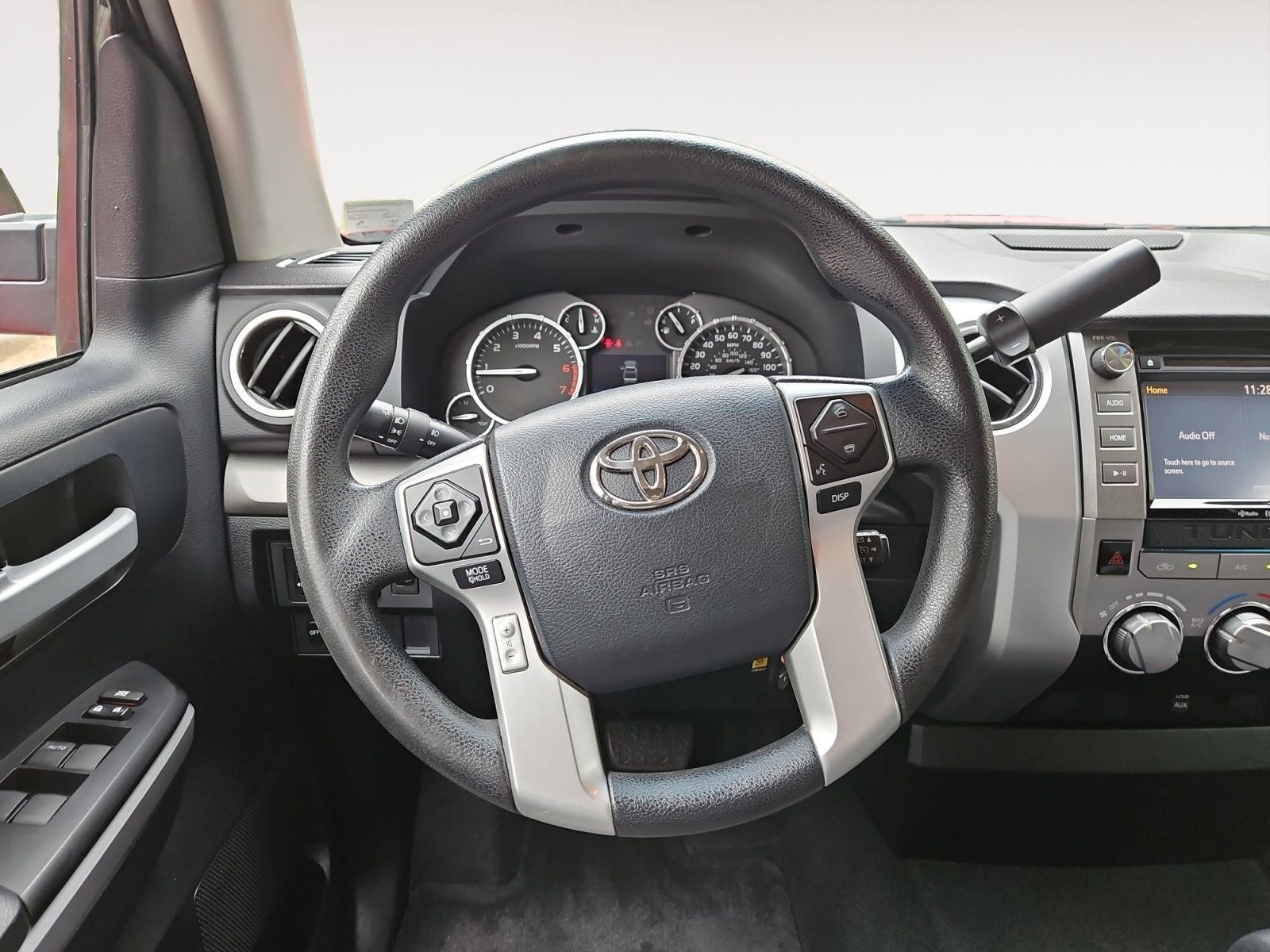 Used 2014 Red Toyota SR5 image 12