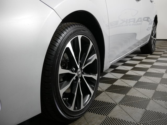 Certified Used 2018 Classic Silver Metallic Toyota SE image 2