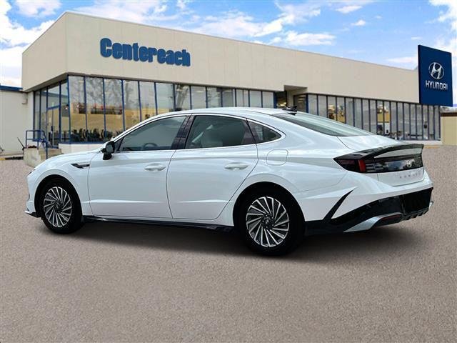 New 2024 Serenity White Hyundai SEL image 4