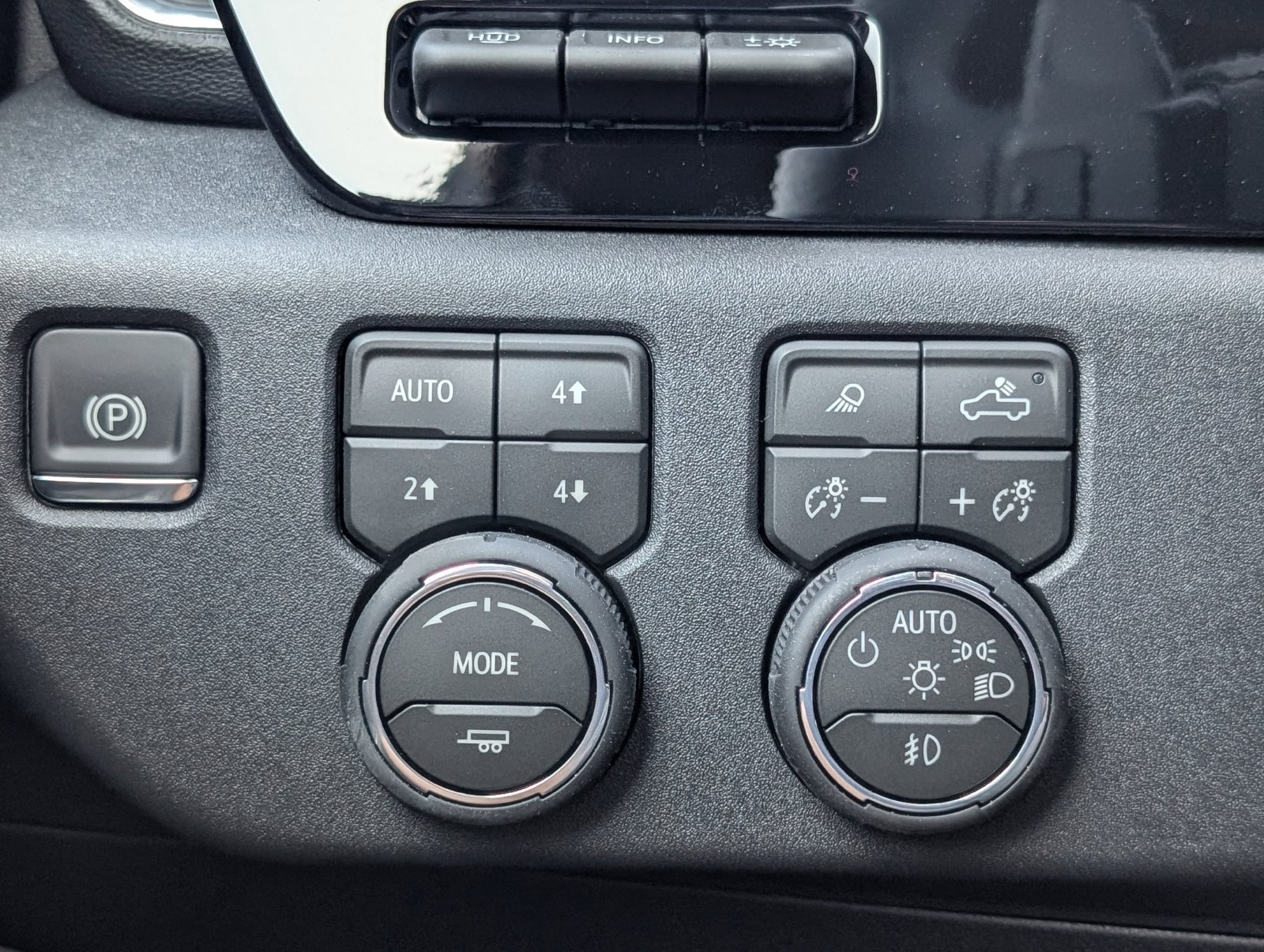 2026 Chevrolet Silverado 1500 High Country - Photo 12