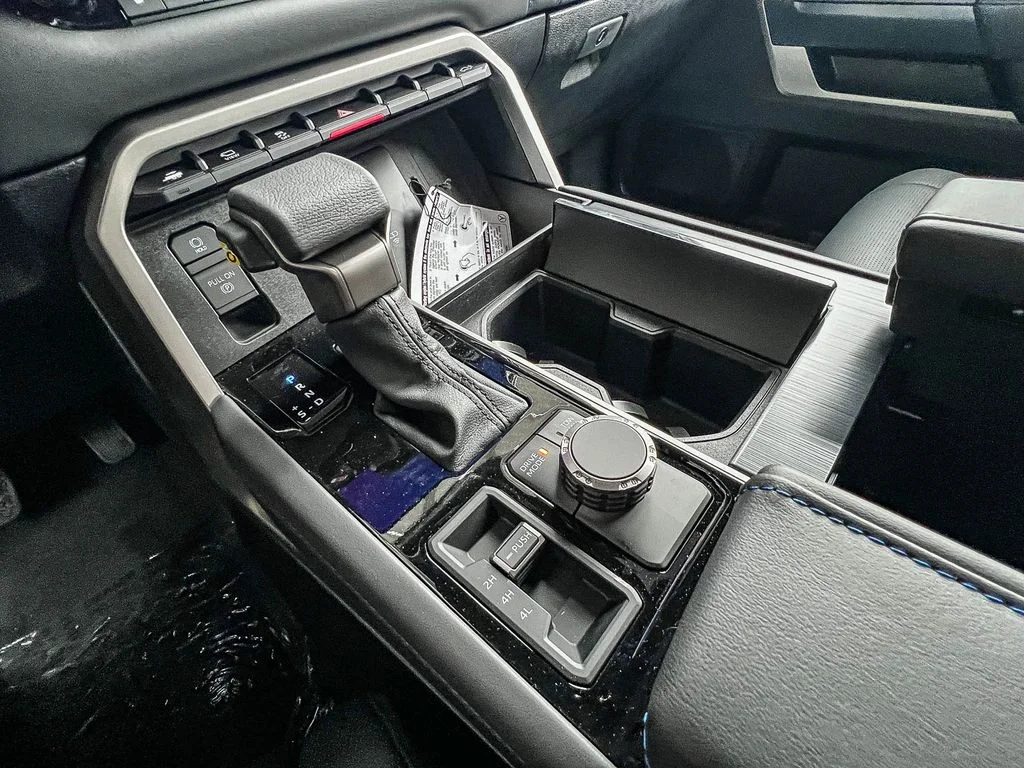 2026 Toyota Tundra Platinum - Photo 24