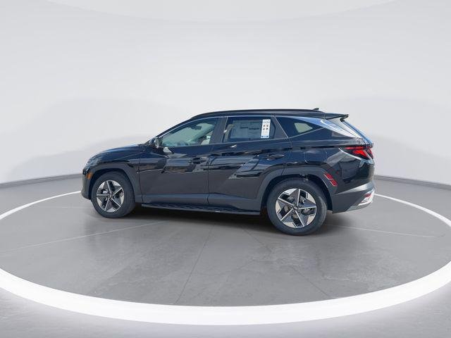 New 2026 Black Hyundai SEL FWD image 5