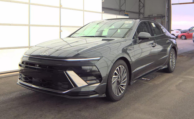 2025 Hyundai Sonata Hybrid Limited