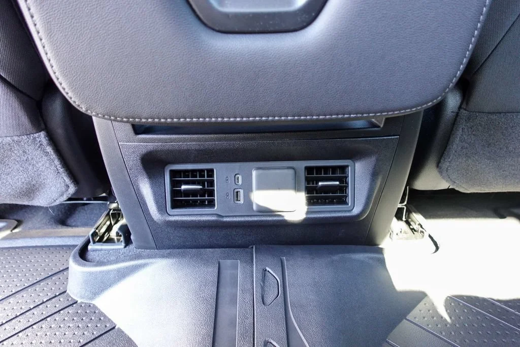 Used 2026 Summit White Chevrolet RST image 27