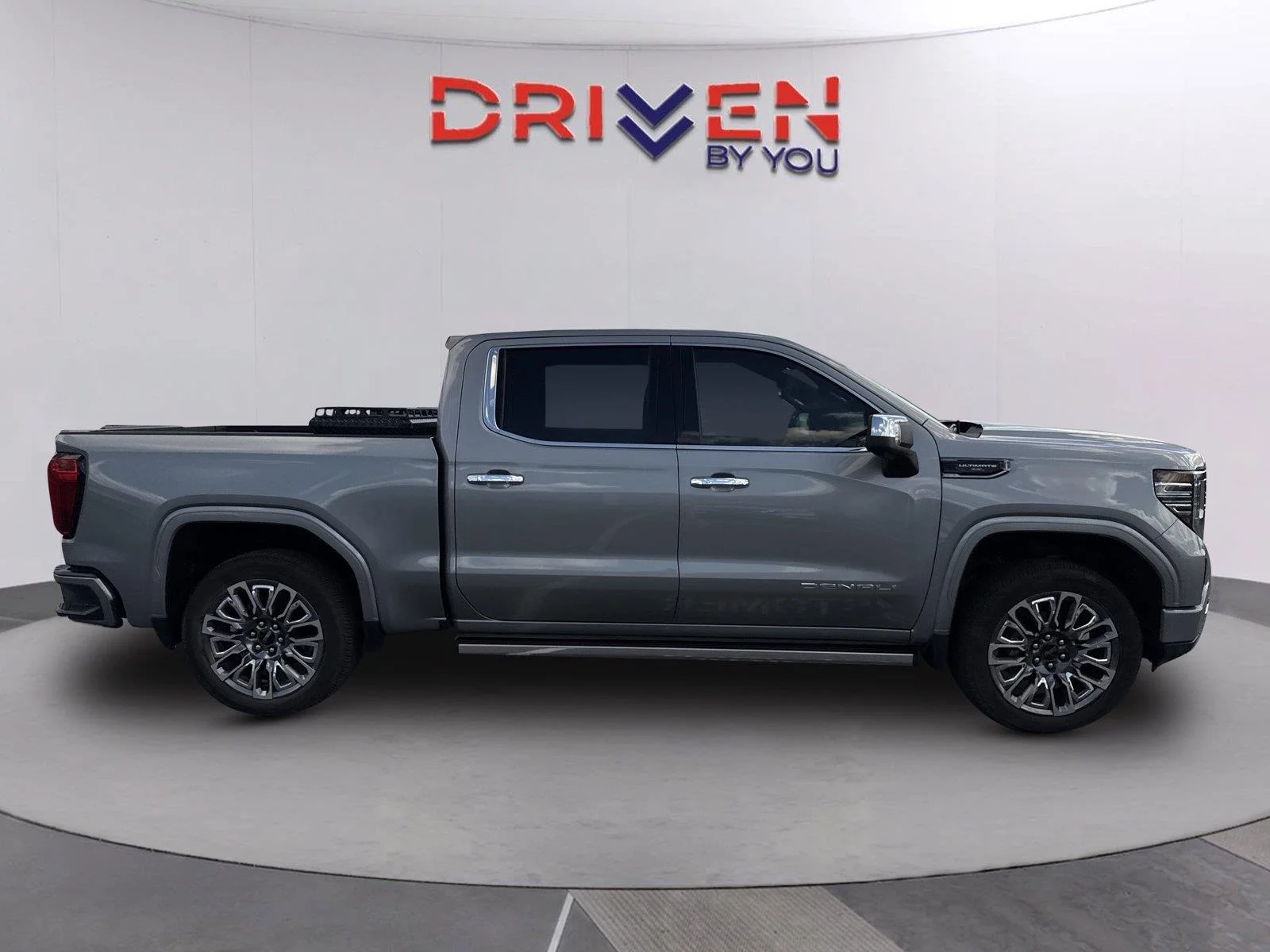 Used 2023 STERLING METALLIC GMC Denali Ultimate image 6