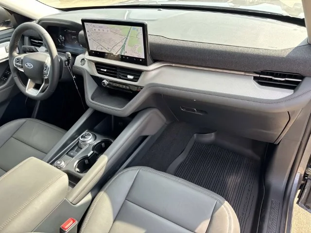 New 2026 Carbonized Gray Metallic Ford Active image 15