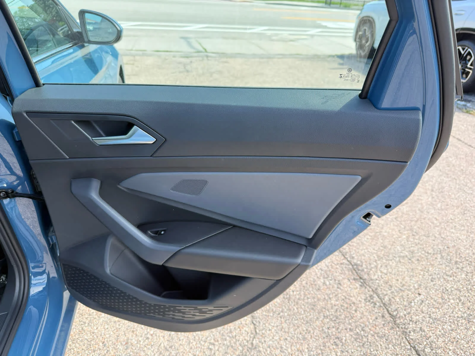 New 2026 Monterey Blue Pearl Volkswagen SE image 11