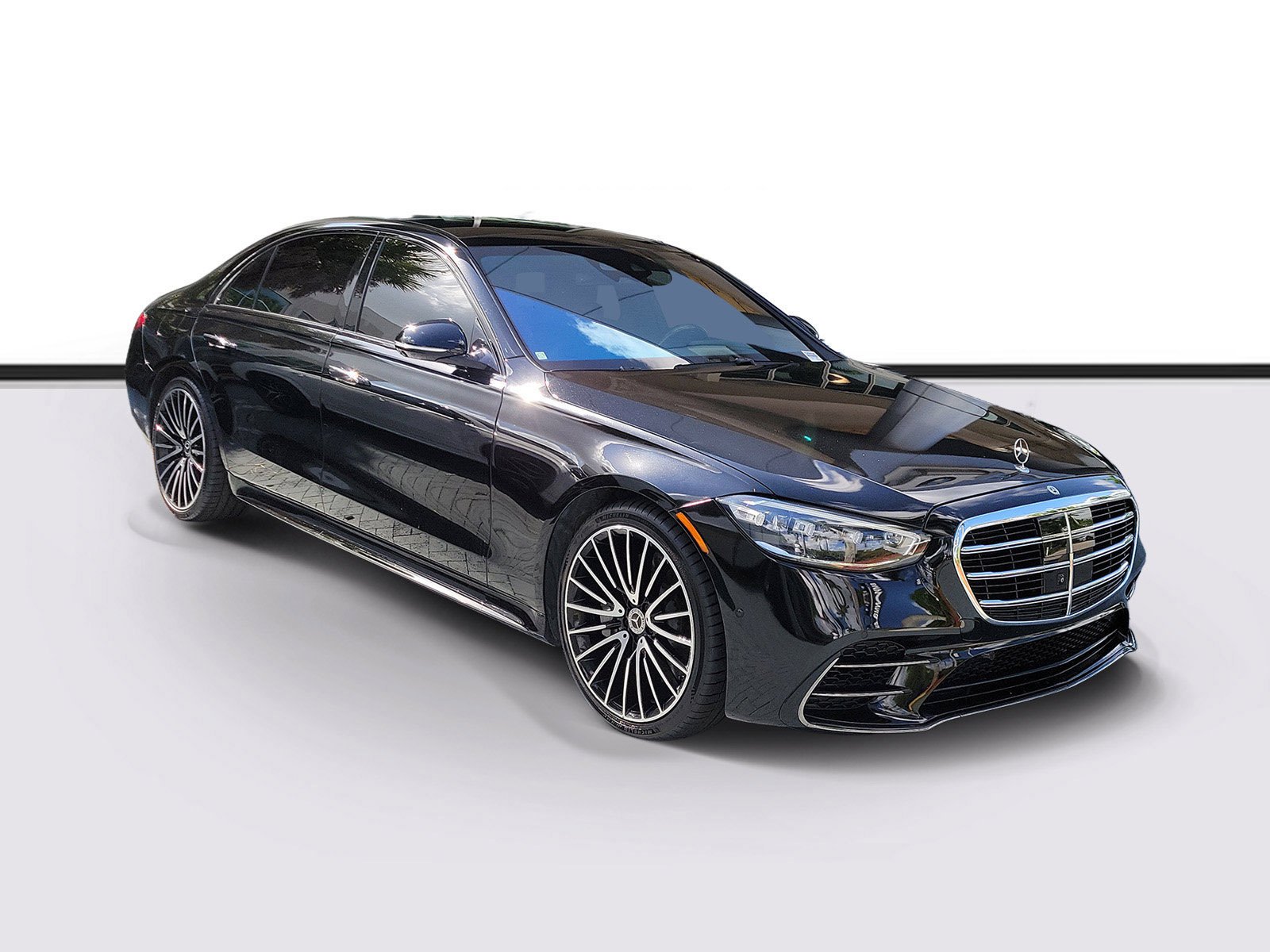 Used 2023 Black Mercedes-Benz S 580 image 1