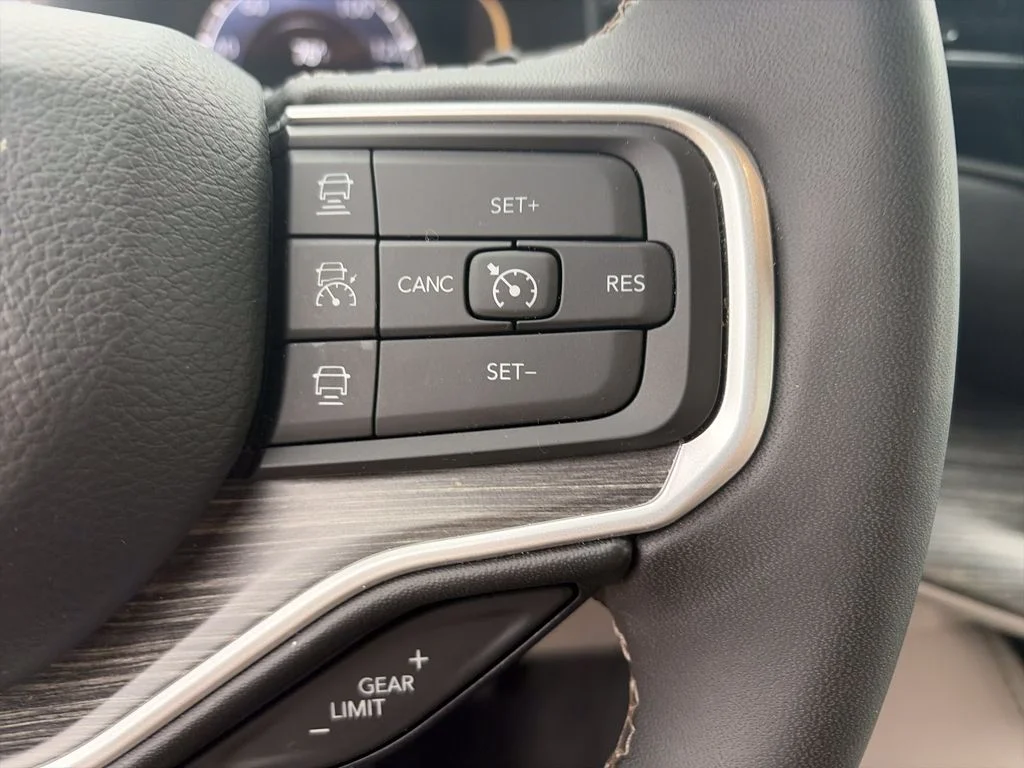 Used 2024 Black Jeep Series II image 20
