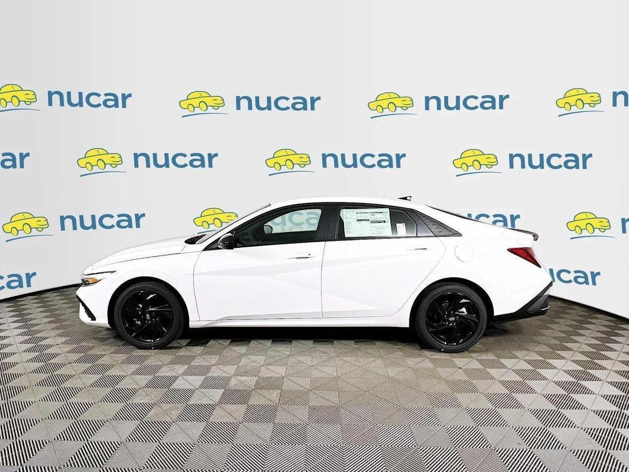2026 Hyundai Elantra — photo 4