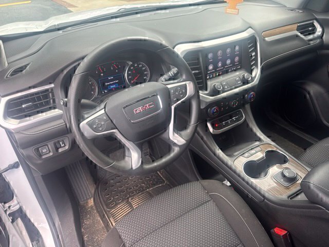 Used 2023 White GMC SLE image 14