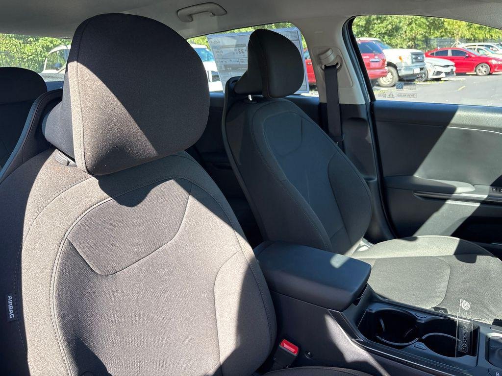 New 2026 Aurora Black Pearl Kia LXS image 29