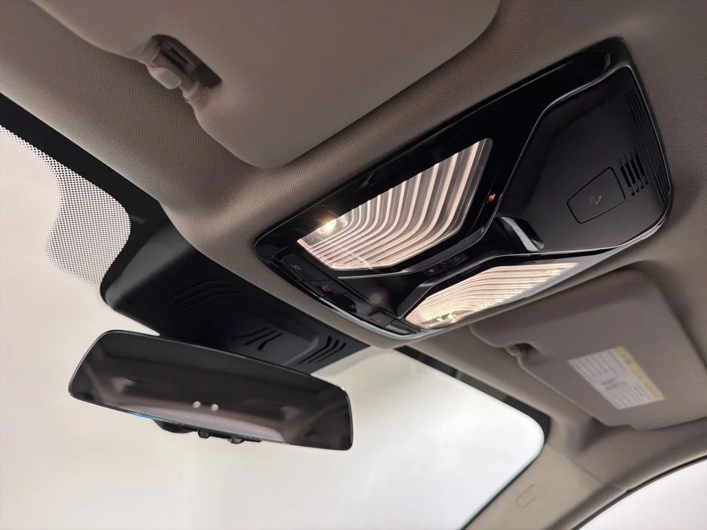 Used 2020 Gray Metallic BMW xDrive40i image 18